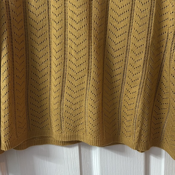 NWT Adrianna Papell Pointelle Bell Sleeve Knit Top - Picture 3 of 9